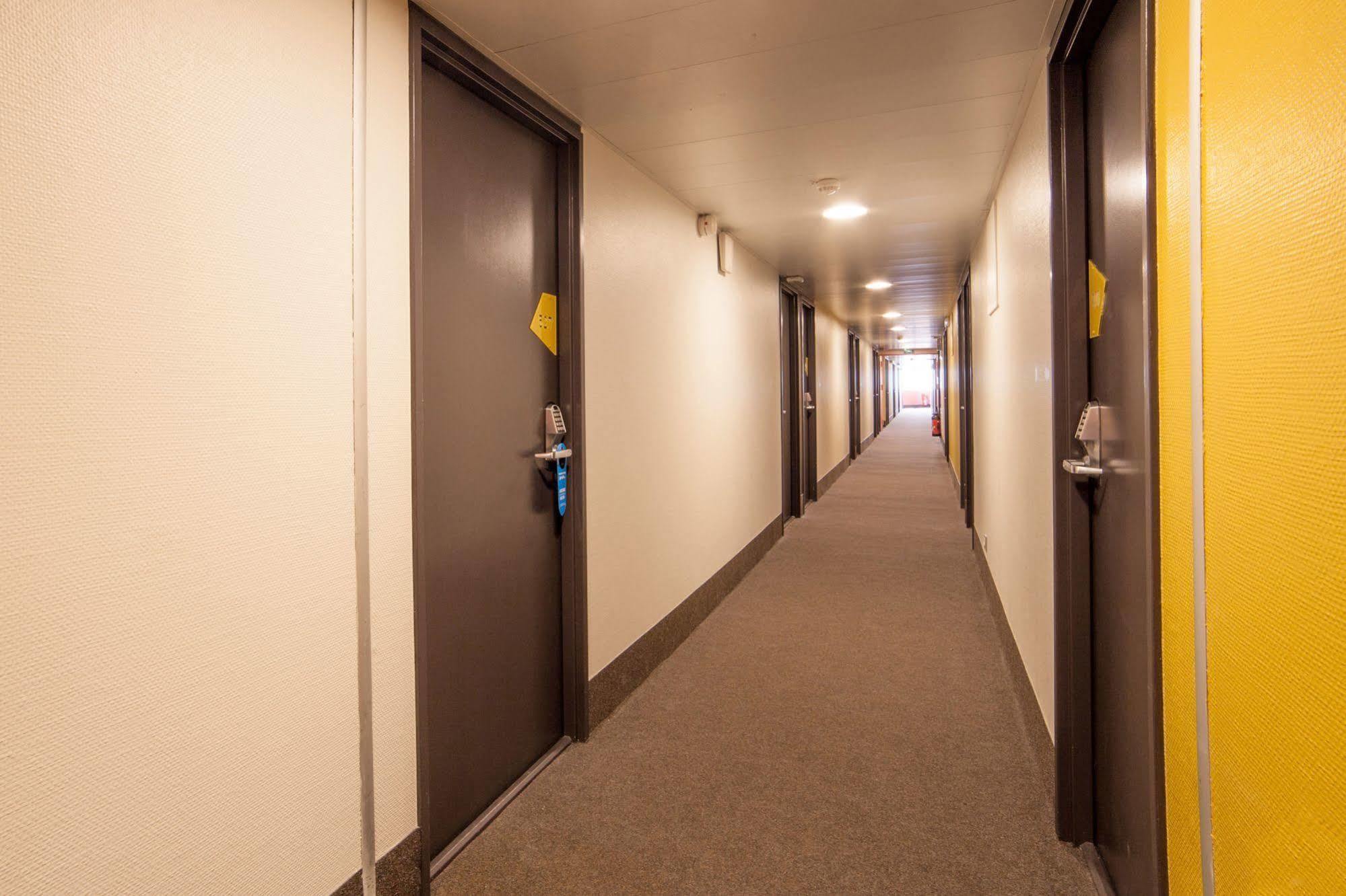 Hotel Angers 2 2*