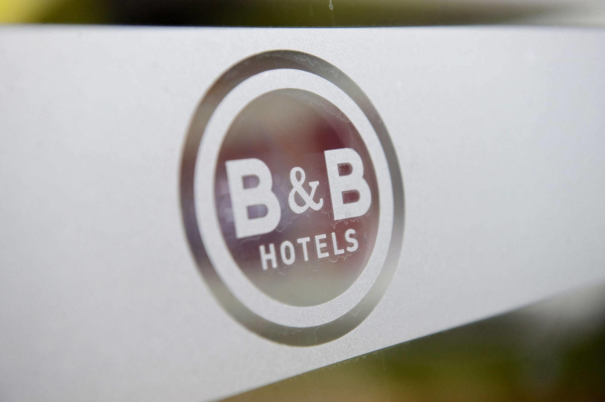 Angers 2 Hotel 2*